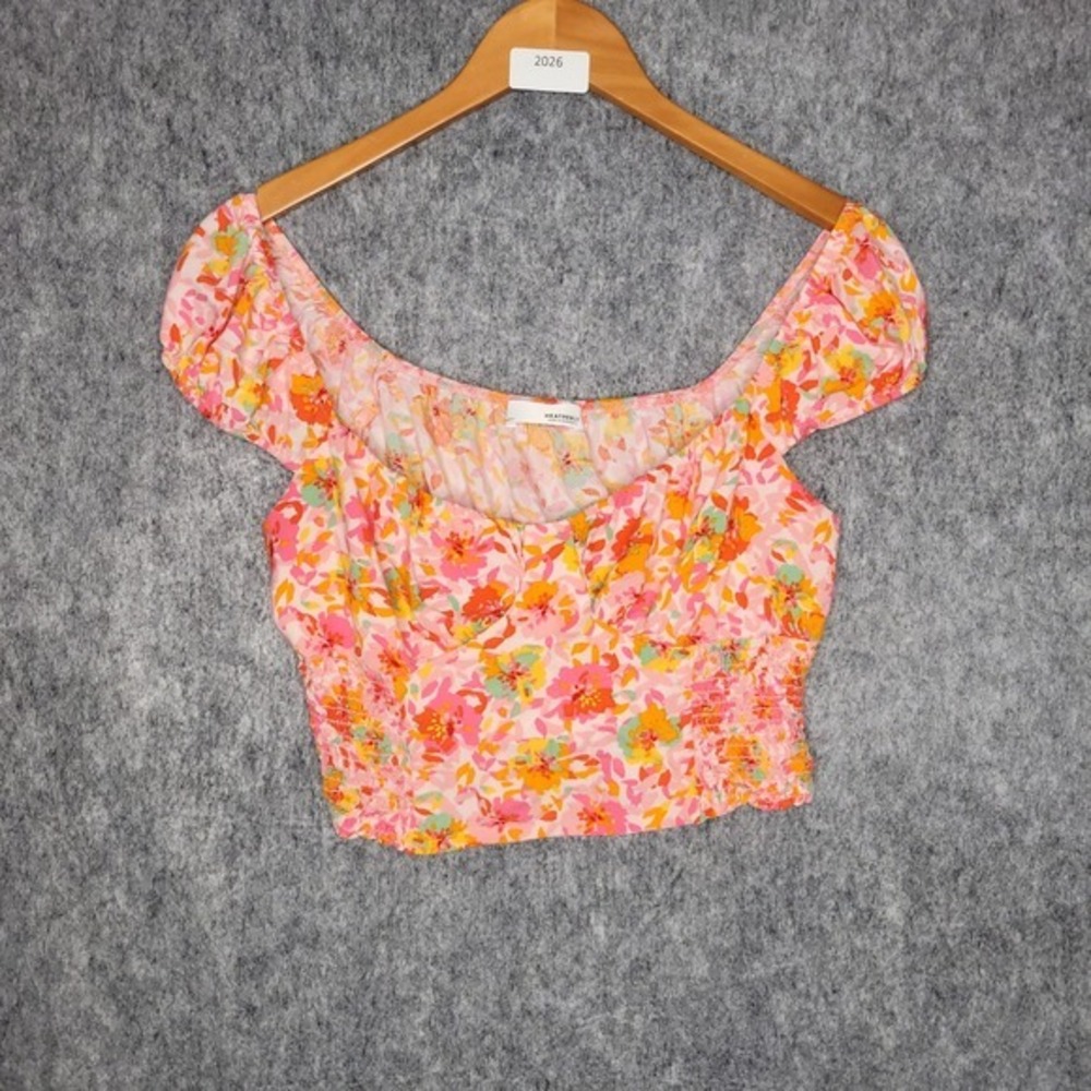 Heatherly Women's Floral Smocked Crop Top Off Shoulder Short Sleeve‎ Size Medium
